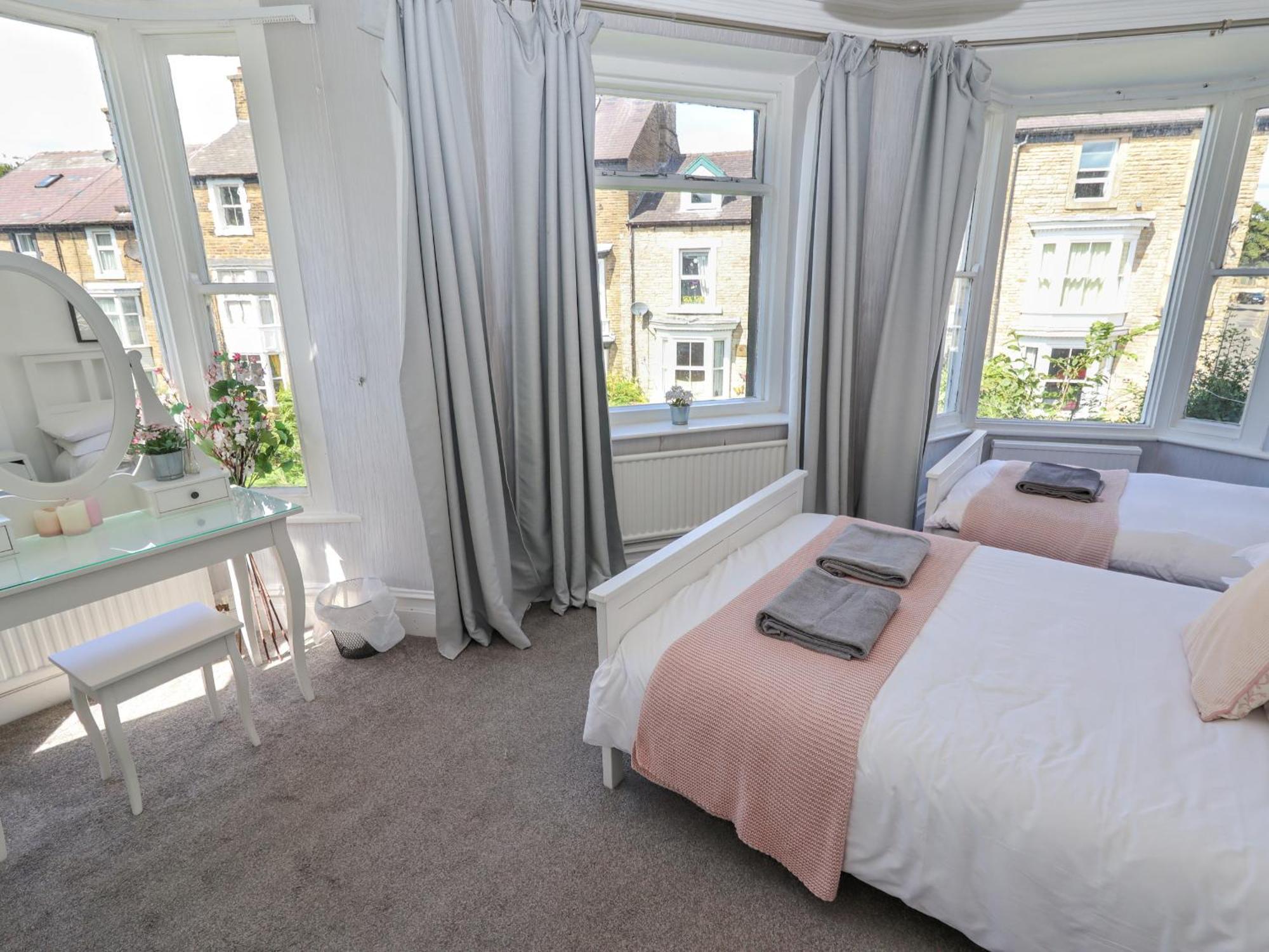 Rock House Villa Buxton  Bagian luar foto